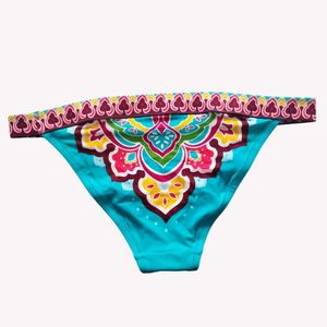 Vibrant Bikini Bottom with Bohemian Print 🆕