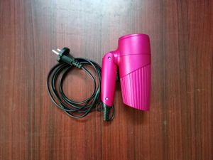 NOVA Foldable Hair Dryer.