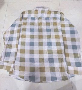 men's checkered shirt
