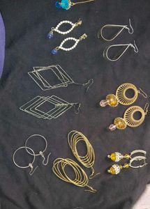 Assorted Women's Earrings Set