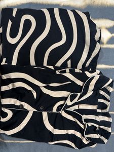 Stylish Printed Button-Up Shirt