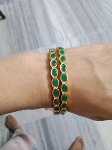 Emerald Stone Bangles - Set pack of 2