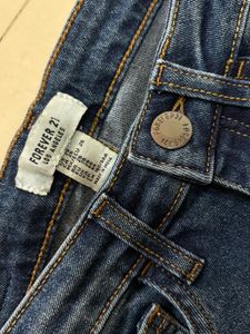 FOREVER21 Women's Blue Distressed Denim Jeans