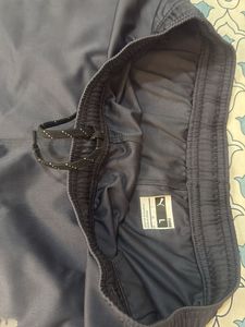 Puma Jogger L size