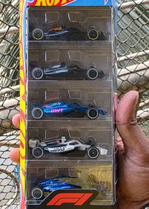 Hot Wheels F1 Racing Car Set