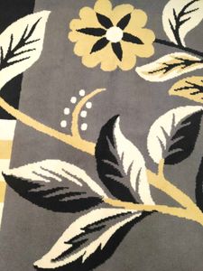 Stylish Floral Area Rug
