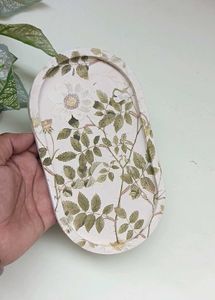 Handcrafted Botanical Concrete Trinket Tray | gree