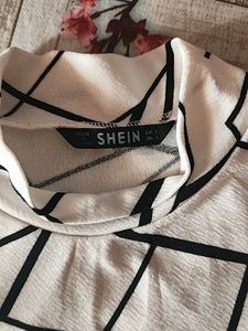 Geometric Print Mock Neck Top
