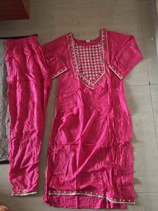 Beautiful Pink Kurta Set with Embellishments