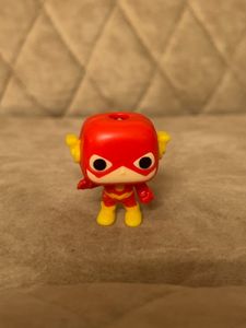 Funko Pop! DC Heroes Figures kinderjoy
