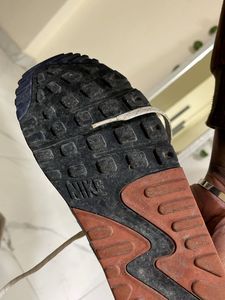 Nike Air Max 90 Sneakers