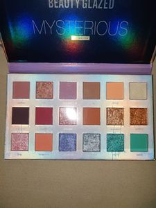 Beauty Glazed Mysterious Eyeshadow Palette