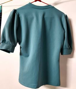 Stylish Puff Sleeve Top