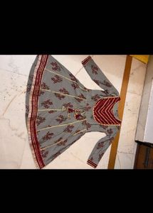 Elegant Grey &amp; Maroon Kurta Set with Dupatta
