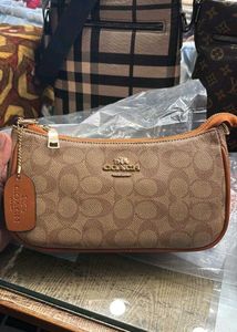 Coach shoulder bag