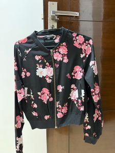 (S) Floral Bomber Jacket