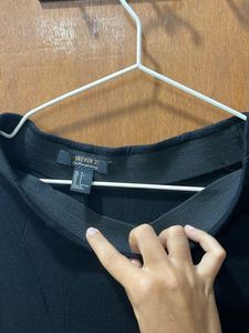 Forever 21 Classic Black contemporary Skirt