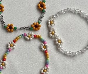 Daisy Beaded Necklace Set Of 3