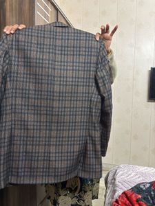Checkered Blazer - Classic Style