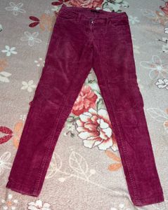 combo Burgundy jean and cream sweater
