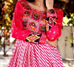 Elegant Pink Embroidered Lehenga Choli Set