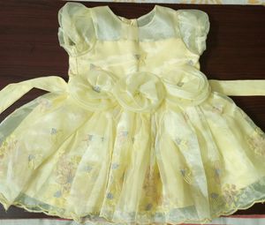Beautiful And Very Cute Looking Frock For BabyGirl