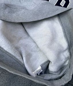 GAP Hoodie - Casual Comfort