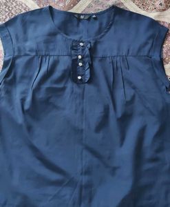 solid blue women top.