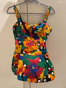 CUTE PEPLUM TOP IN S/M