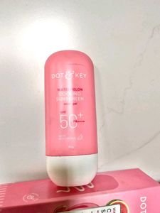 Dot &amp; Key Watermelon Cooling Sunscreen