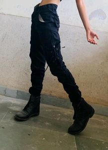 Black Cargos