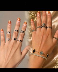 Elegant Ring Set of 7 rings