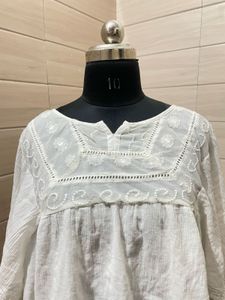 Oversized White Embroidered Cotton Kurta