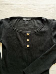 Black Button-Up Long Sleeve Top