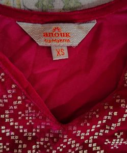 Myntra velvet short kurti for women