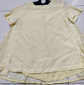 Chic Lace Trimmed Yellow Top