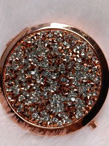 Mac bridal studded gold mirror 💕♥️