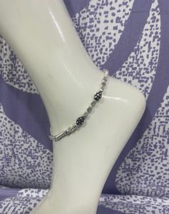 Stylish Silver &amp; Black Beaded Anklet