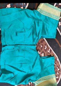 Elegant Teal Silk Saree with Gold Border
