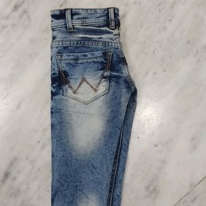 wrangler washed jeans for boys age 5 to 6yrs