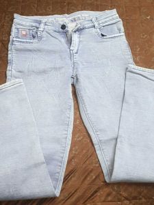 Light Wash Skinny Jeans