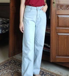 this jeans is very new