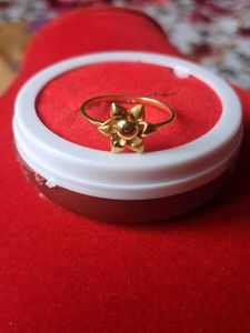 beautiful new 22crt gold ladies ring