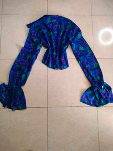 90s vintage blue coquette top 🧁🛸🥂🎢