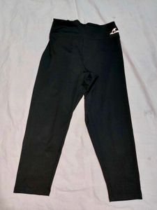 Capri Black Alcis
