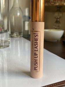 Pillow Talk Push Up Lashes Mascara - Super Black