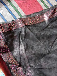 glamorous looks lehnga with stitched blouse 🖤🩷