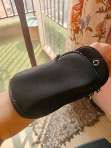 Arm Gadget Carrier for Running/Cycling/Walk