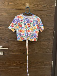 Vibrant Floral Print Crop Top