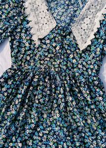 Floral Print Dress with Lace Collar